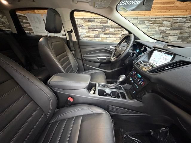 Used 2018 Ford Escape Titanium AWD/4WD image 16