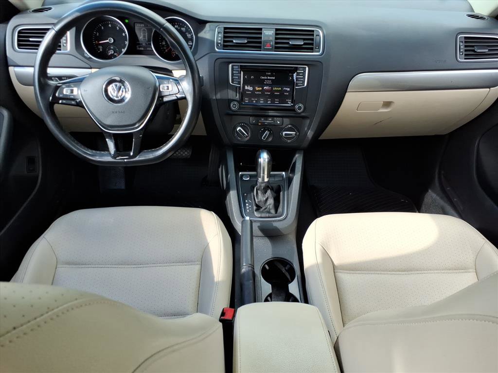 Used 2018 Volkswagen Jetta SE image 15