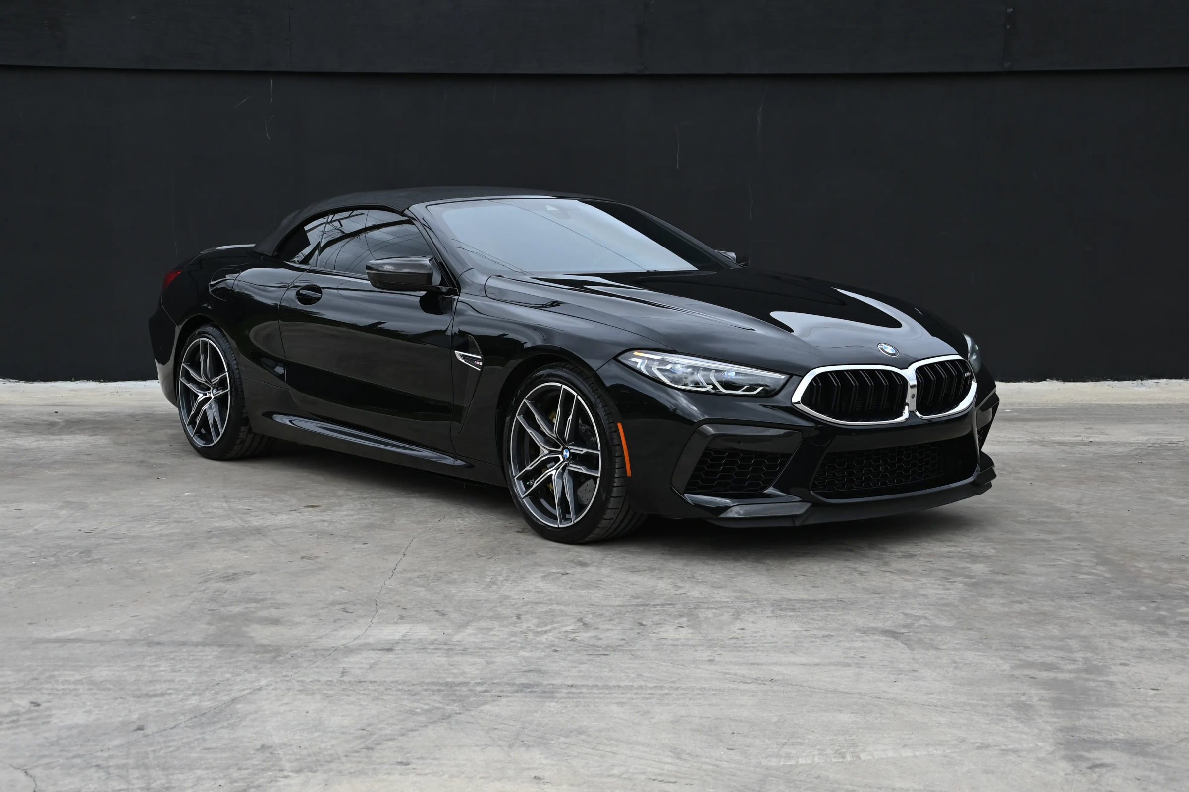 Used 2020 BMW M8 Convertible 2D w/ M Carbon Exterior Package image 5