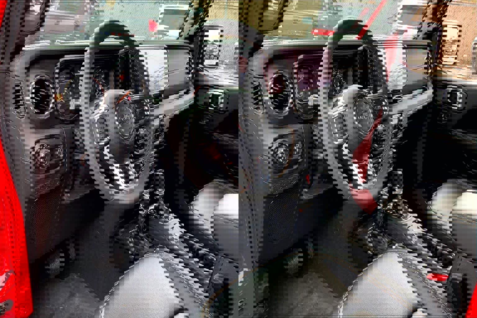 Used 2024 Jeep Wrangler Sahara w/ Safety Group image 17