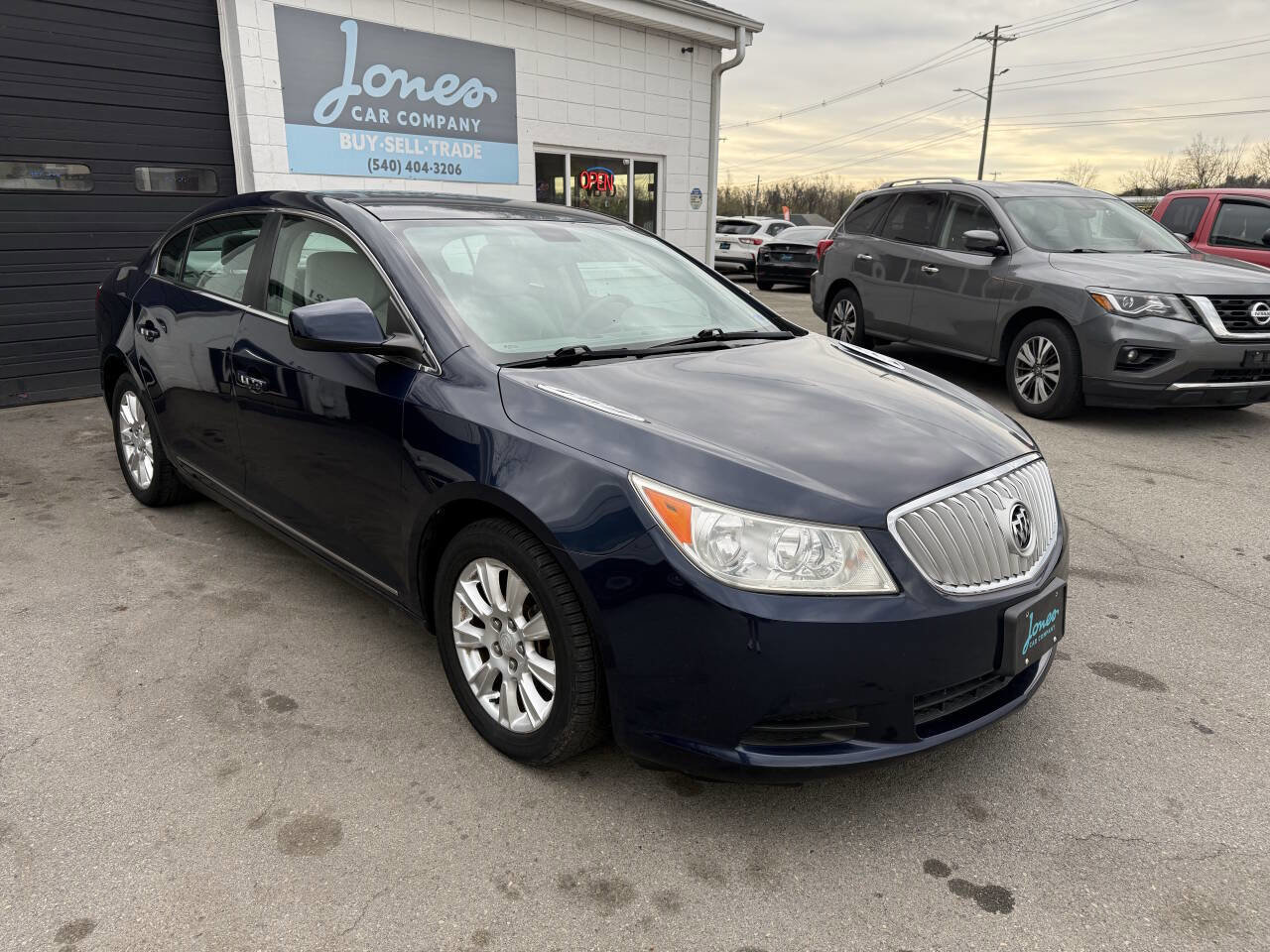 Used 2012 Buick LaCrosse FWD image 4