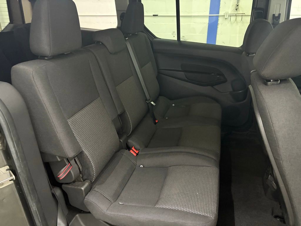 Used 2018 Ford Transit Connect XL image 15