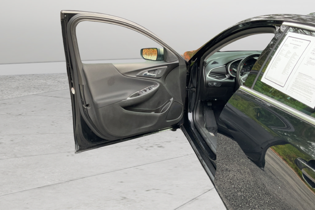 Certified 2019 Chevrolet Malibu RS FWD image 22