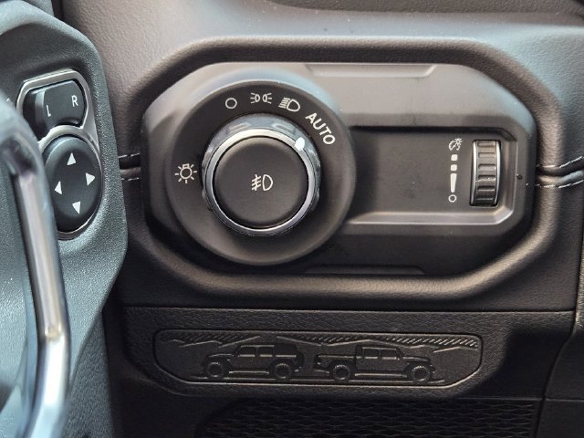 New 2027 Jeep Wrangler Unlimited Sahara AWD/4WD image 19