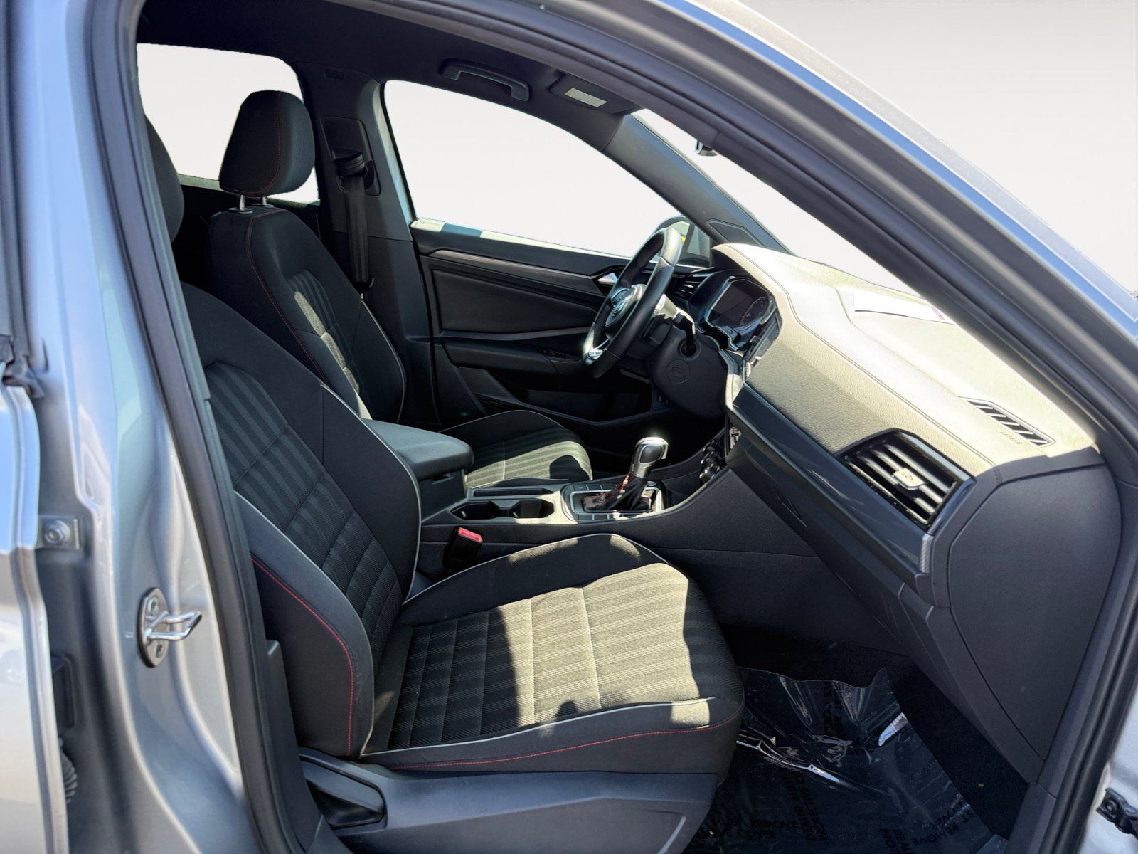Used 2019 Volkswagen Jetta GLI FWD image 19