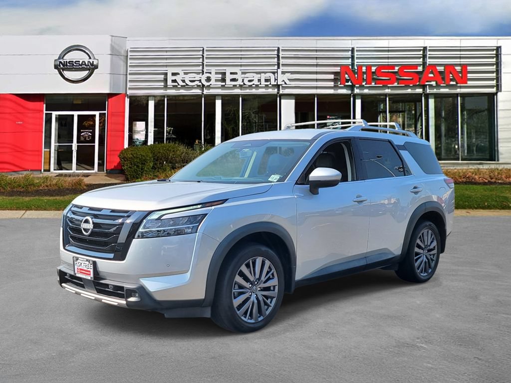 Used 2023 Nissan Pathfinder SL w/ Lighting Package (N92) AWD/4WD image 5