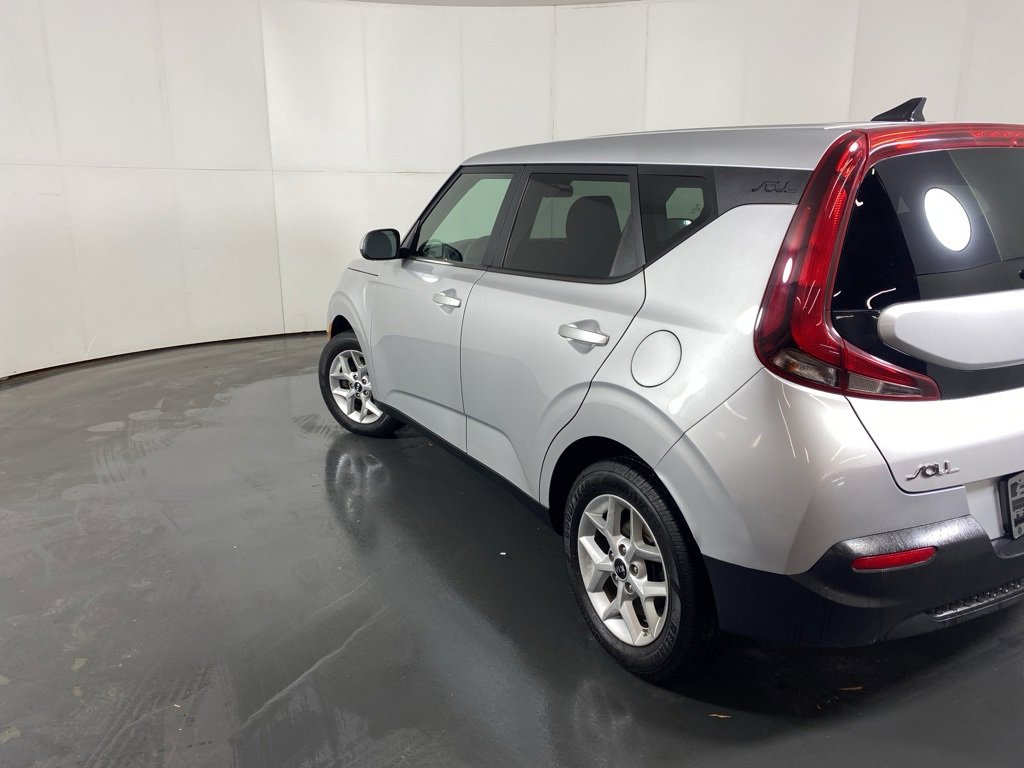 Used 2021 Kia Soul S image 8