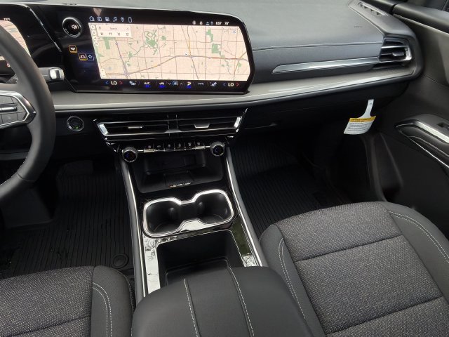New 2027 Chevrolet Traverse LT w/ Driver Confidence Package FWD image 11
