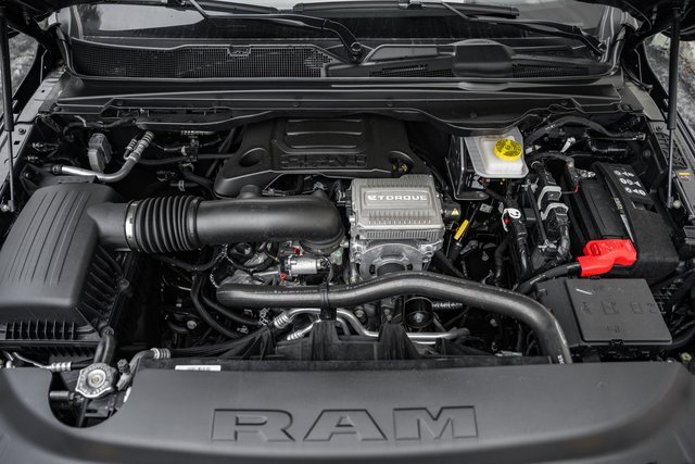 New 2026 RAM 1500 4x4 Crew Cab image 17