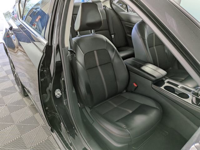 Used 2024 Nissan Altima 2.5 SR FWD image 26