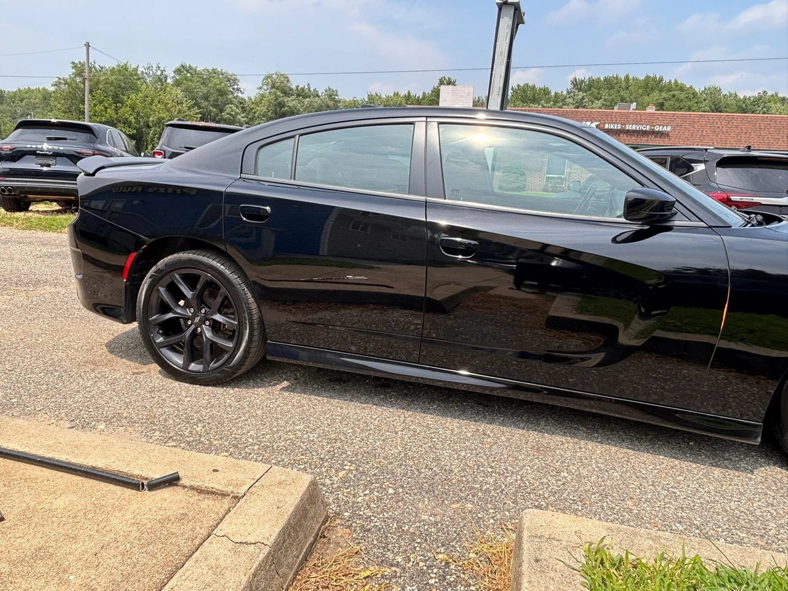 Used 2022 Dodge Charger GT w/ Blacktop Package RWD image 9