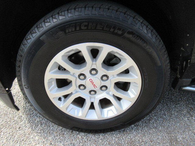 Used 2019 GMC Yukon SLT w/ Open Road Package RWD image 11