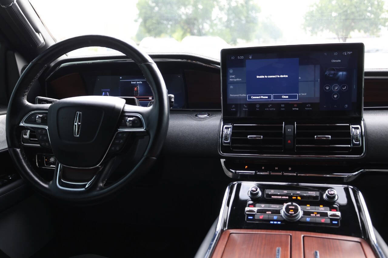 Used 2023 Lincoln Navigator Reserve AWD/4WD image 25