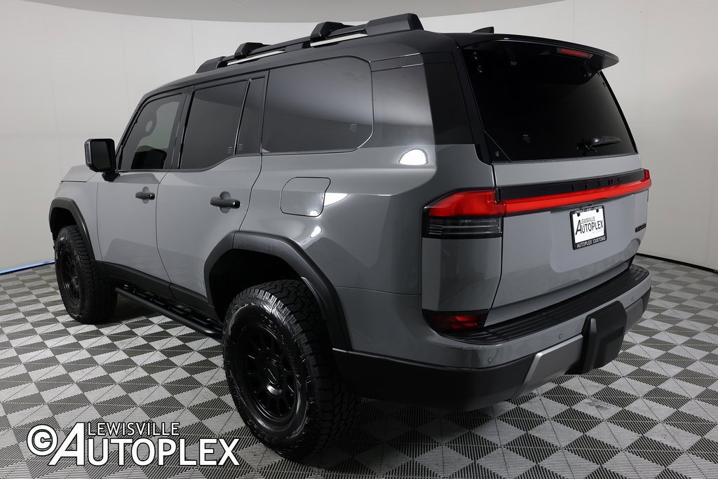 Used 2025 Lexus GX 550 image 8