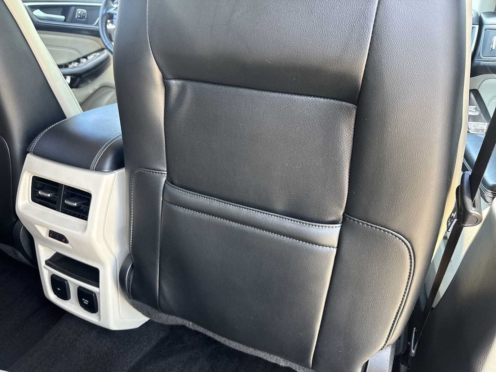 Used 2016 Ford Edge Titanium w/ Equipment Group 301A AWD/4WD image 15