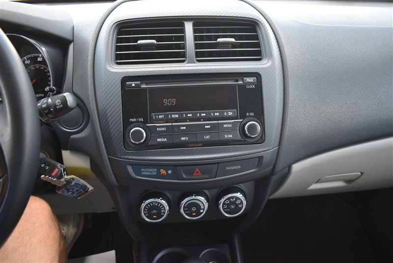 Used 2017 Mitsubishi Outlander Sport ES FWD image 14