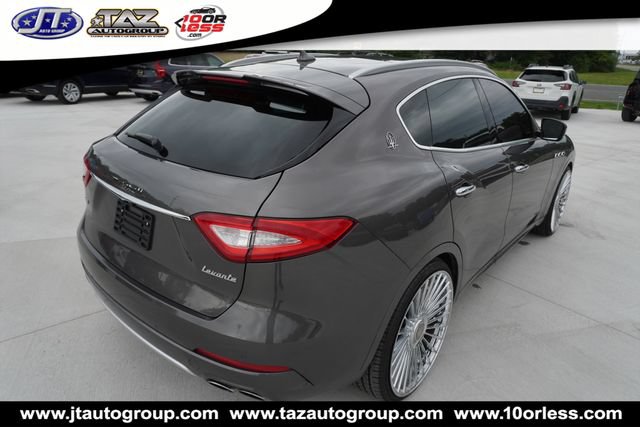 Used 2017 Maserati Levante S AWD/4WD image 8