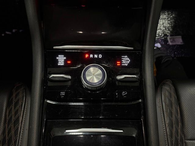 Used 2025 Jeep Grand Cherokee Summit image 31