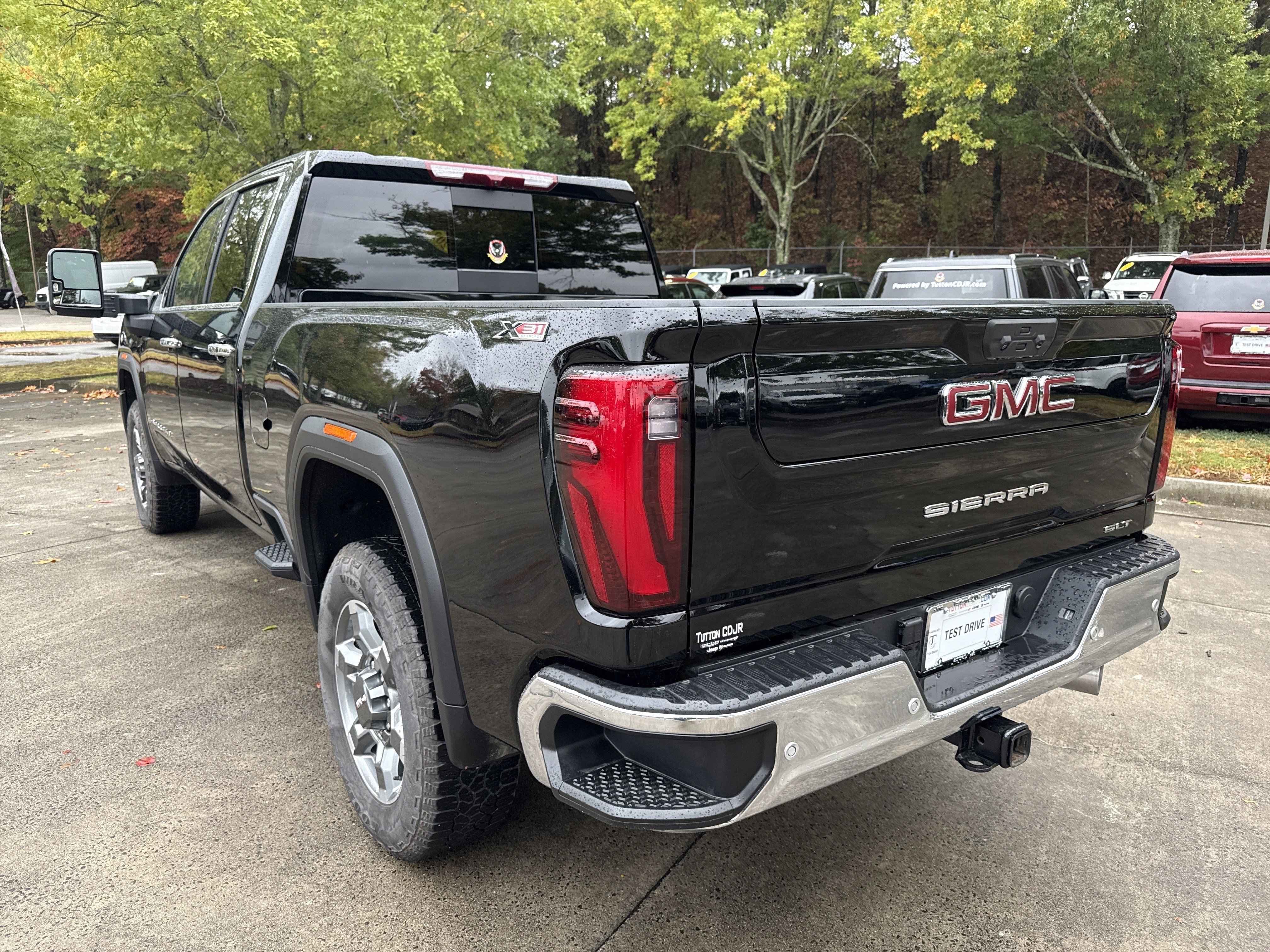 Used 2025 GMC Sierra 2500 SLT image 5