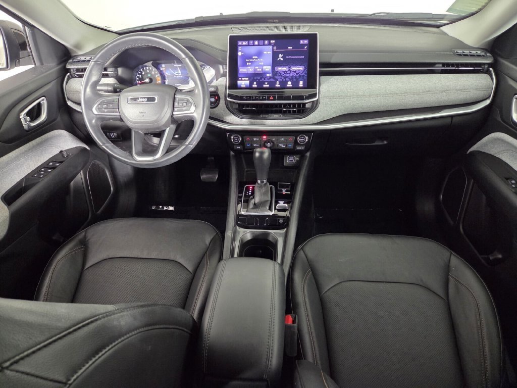 Used 2022 Jeep Compass Latitude AWD/4WD image 32
