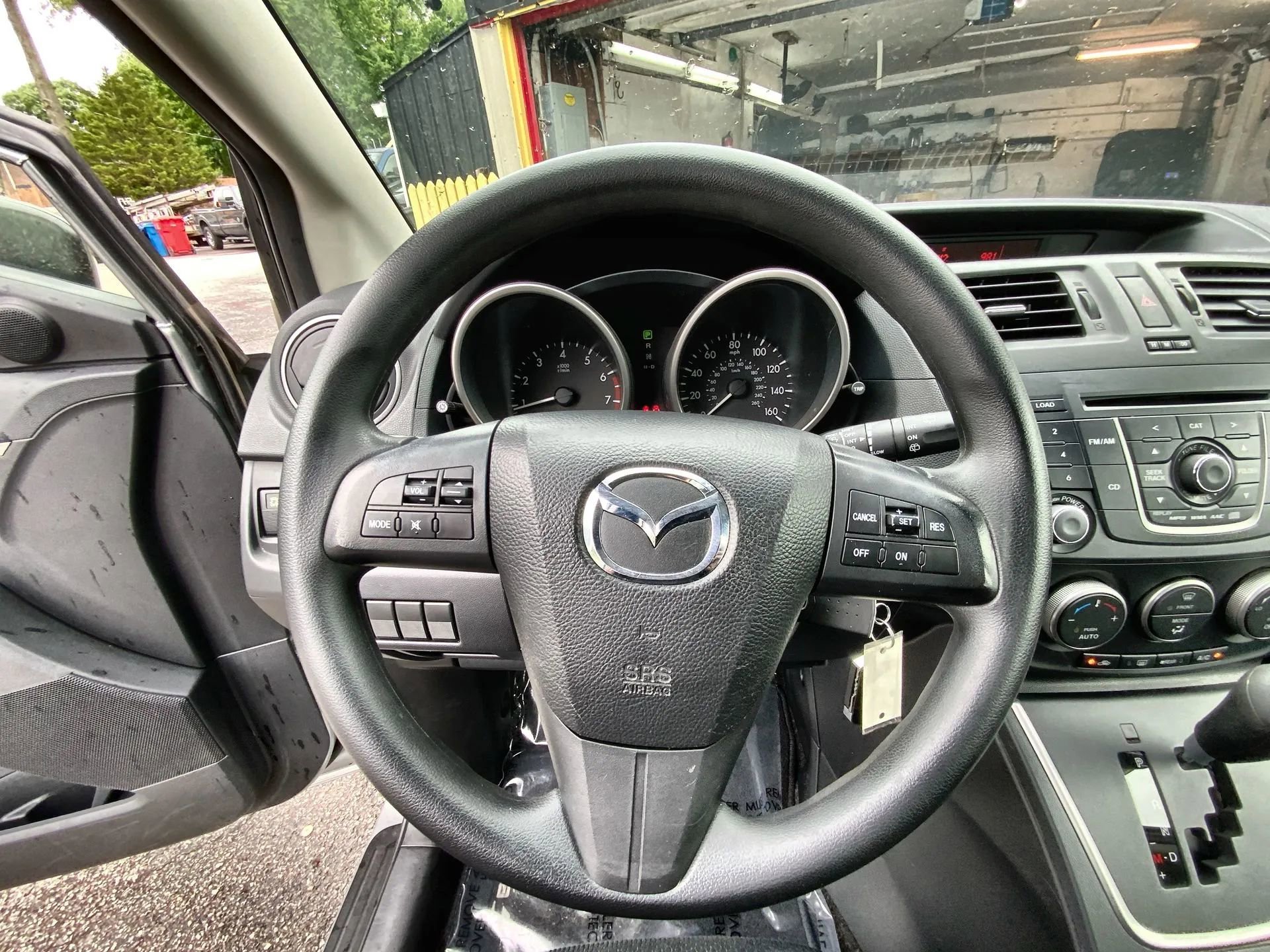 Used 2013 MAZDA MAZDA5 Sport FWD image 11