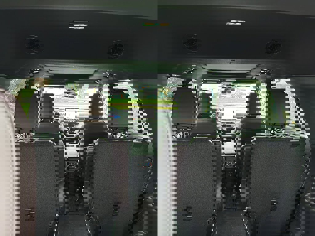 New 2026 Ford Explorer Platinum w/ LUX Leather Package image 7