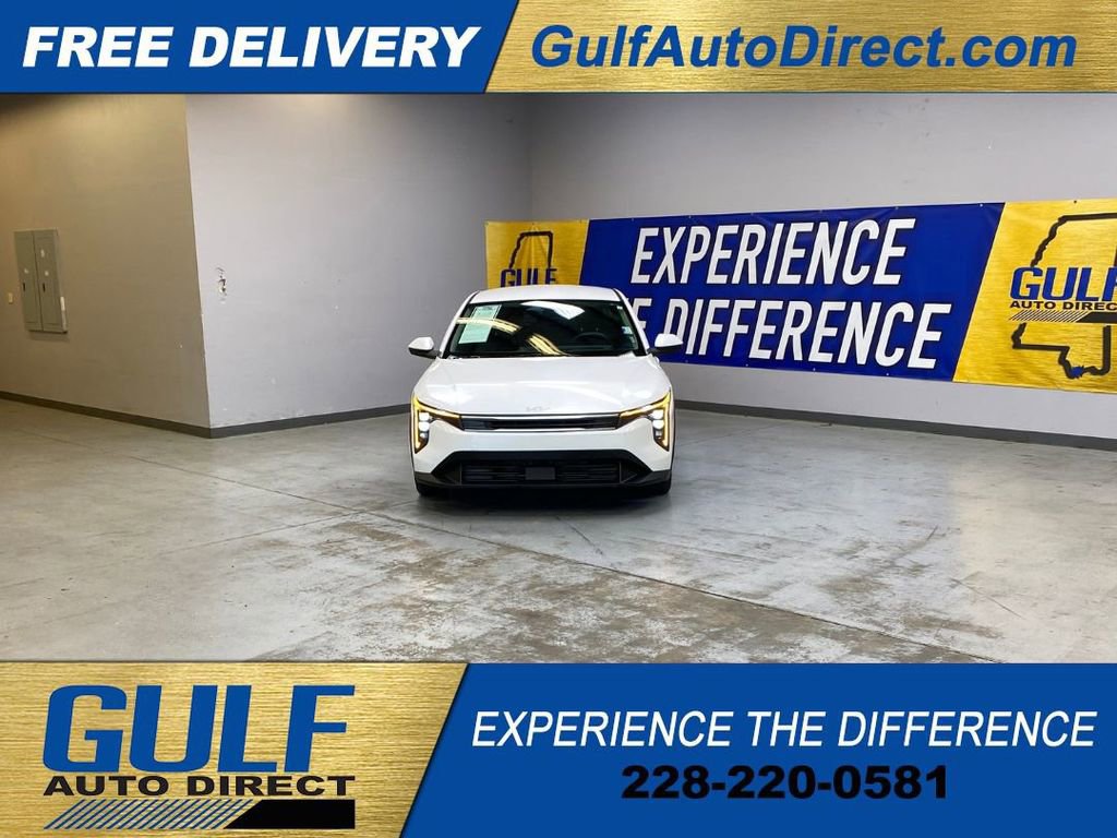 Used 2025 Kia K4 FWD image 3