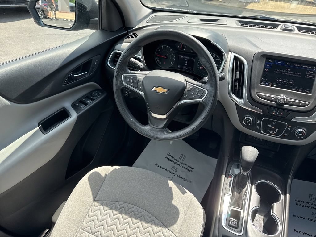 Used 2023 Chevrolet Equinox LS AWD/4WD image 18