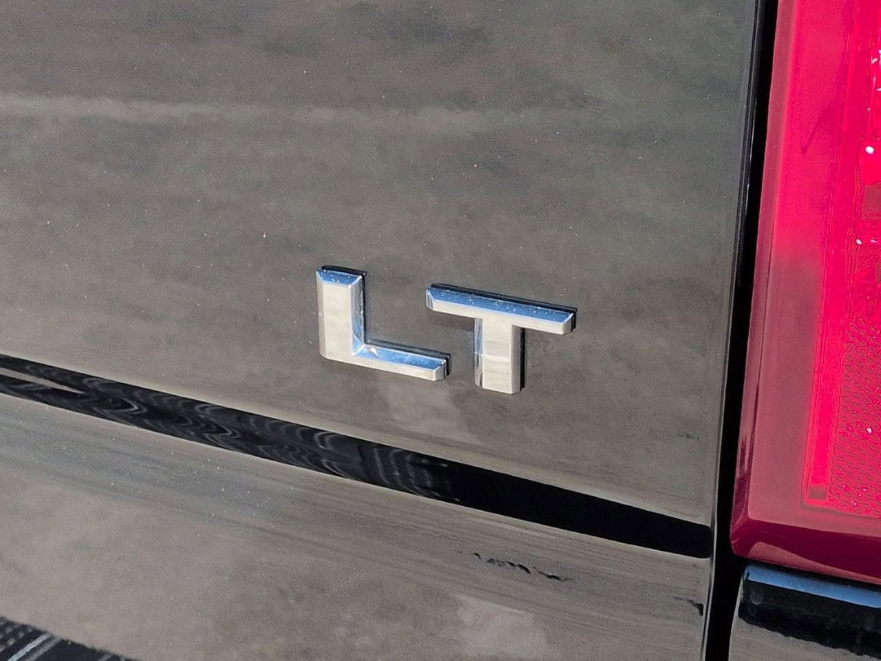Certified 2026 Chevrolet Silverado 1500 LT RWD image 7