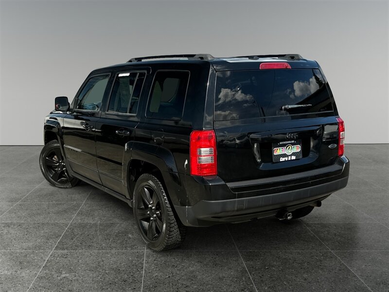 Used 2014 Jeep Patriot Sport w/ Power Value Group FWD image 3