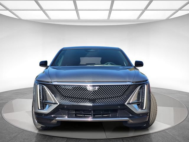 Used 2024 Cadillac Lyriq Tech RWD image 2