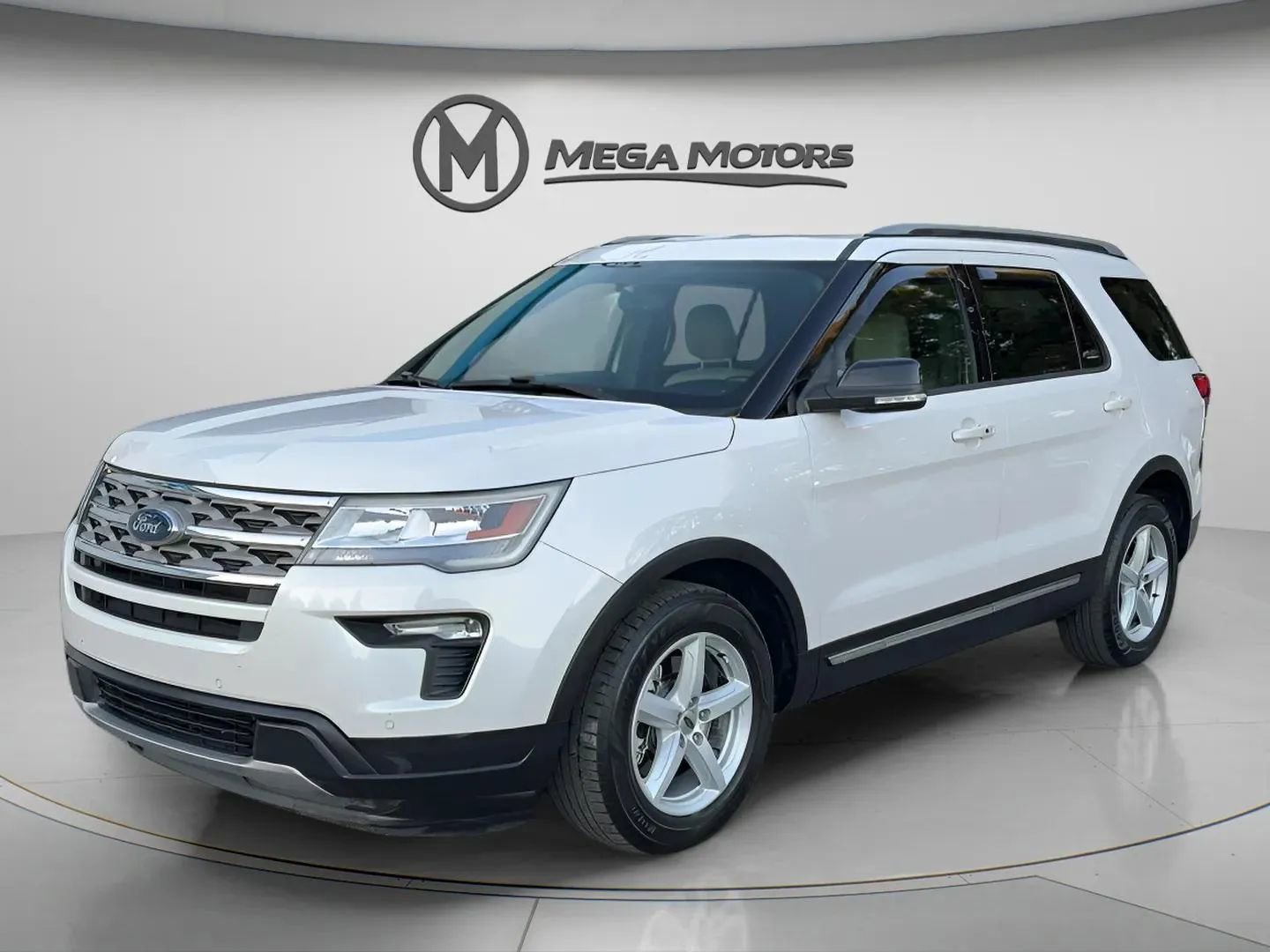 Used 2018 Ford Explorer XLT w/ Equipment Group 202A video 1