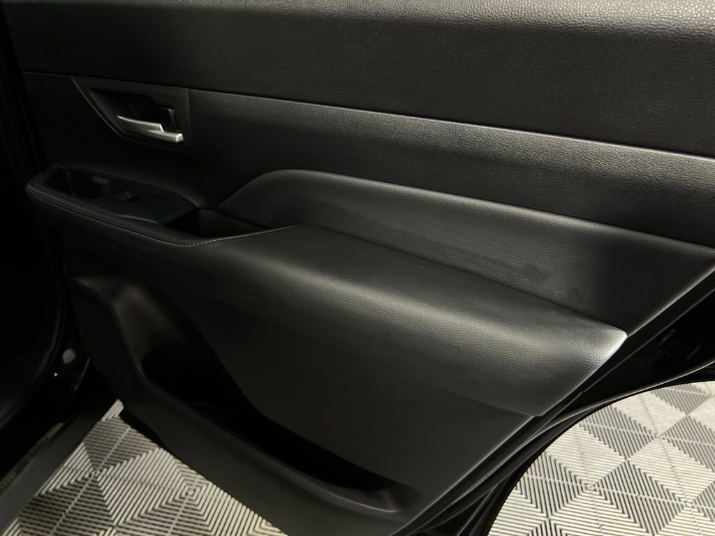 Used 2025 Toyota Grand Highlander AWD image 30