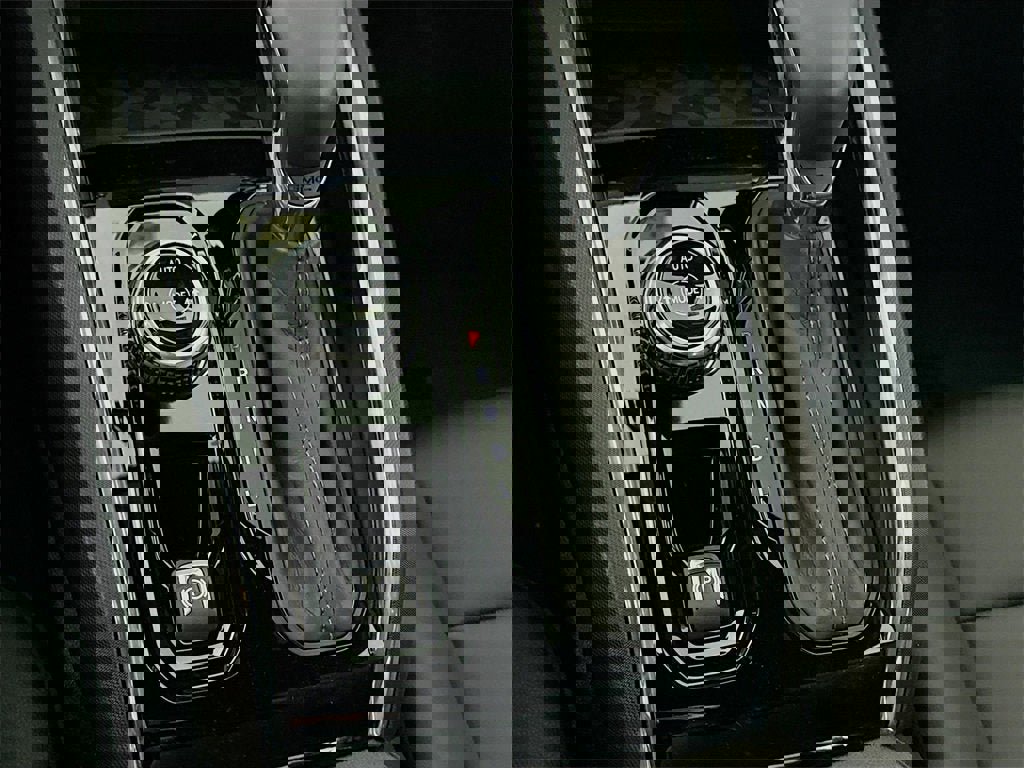 New 2026 GMC Canyon Elevation w/ Convenience Package image 12