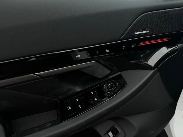 New 2026 BMW 530i xDrive w/ Premium Package image 13