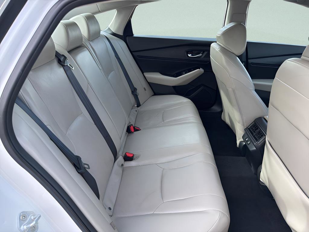 Used 2023 Honda Accord Touring image 12