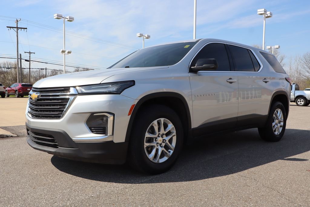 Used 2022 Chevrolet Traverse LS AWD/4WD image 6