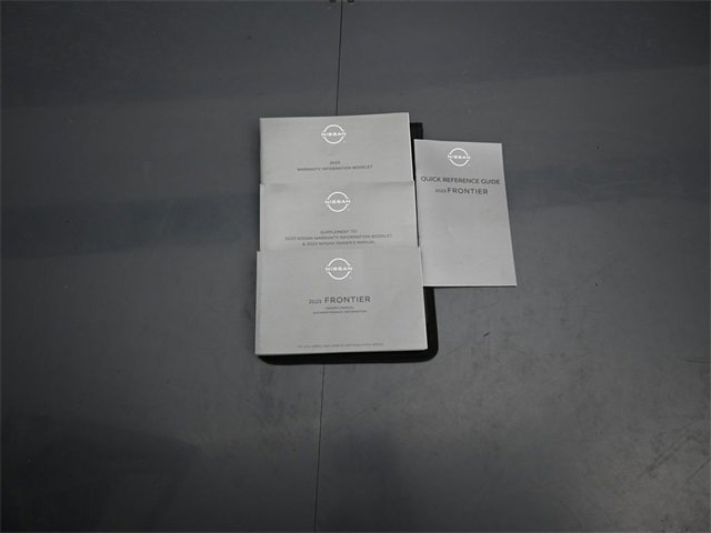 Used 2023 Nissan Frontier SV w/ Technology Package image 40