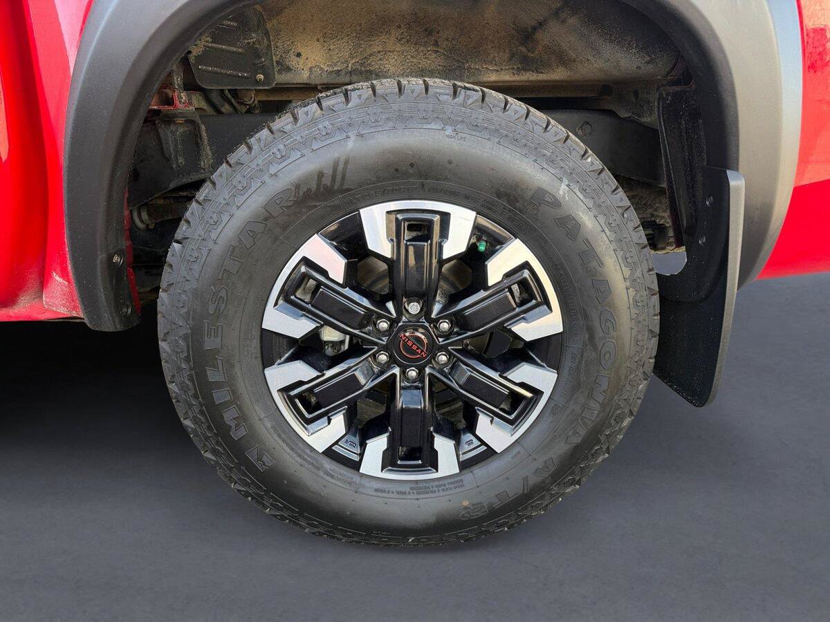 Used 2023 Nissan Frontier PRO-4X AWD/4WD image 14