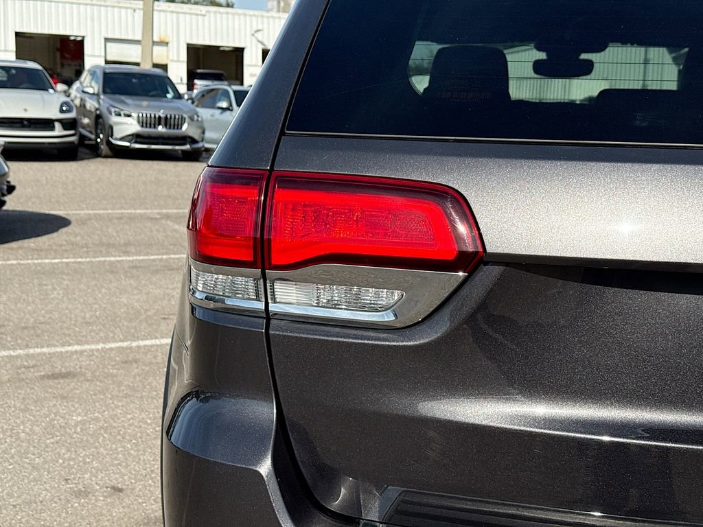 Used 2020 Jeep Grand Cherokee Limited image 10