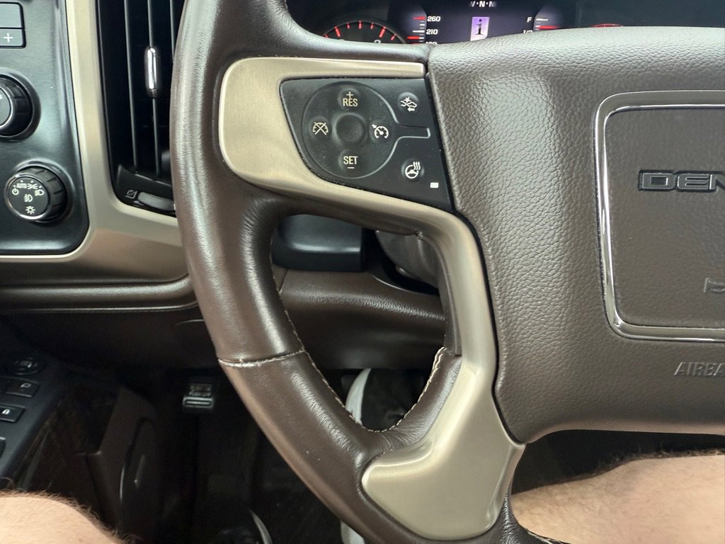 Used 2015 GMC Sierra 2500 Denali w/ Duramax Plus Package image 32