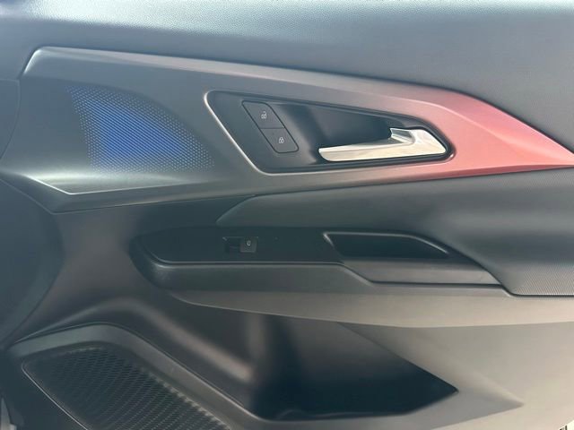 Used 2024 Chevrolet Equinox EV RS image 19