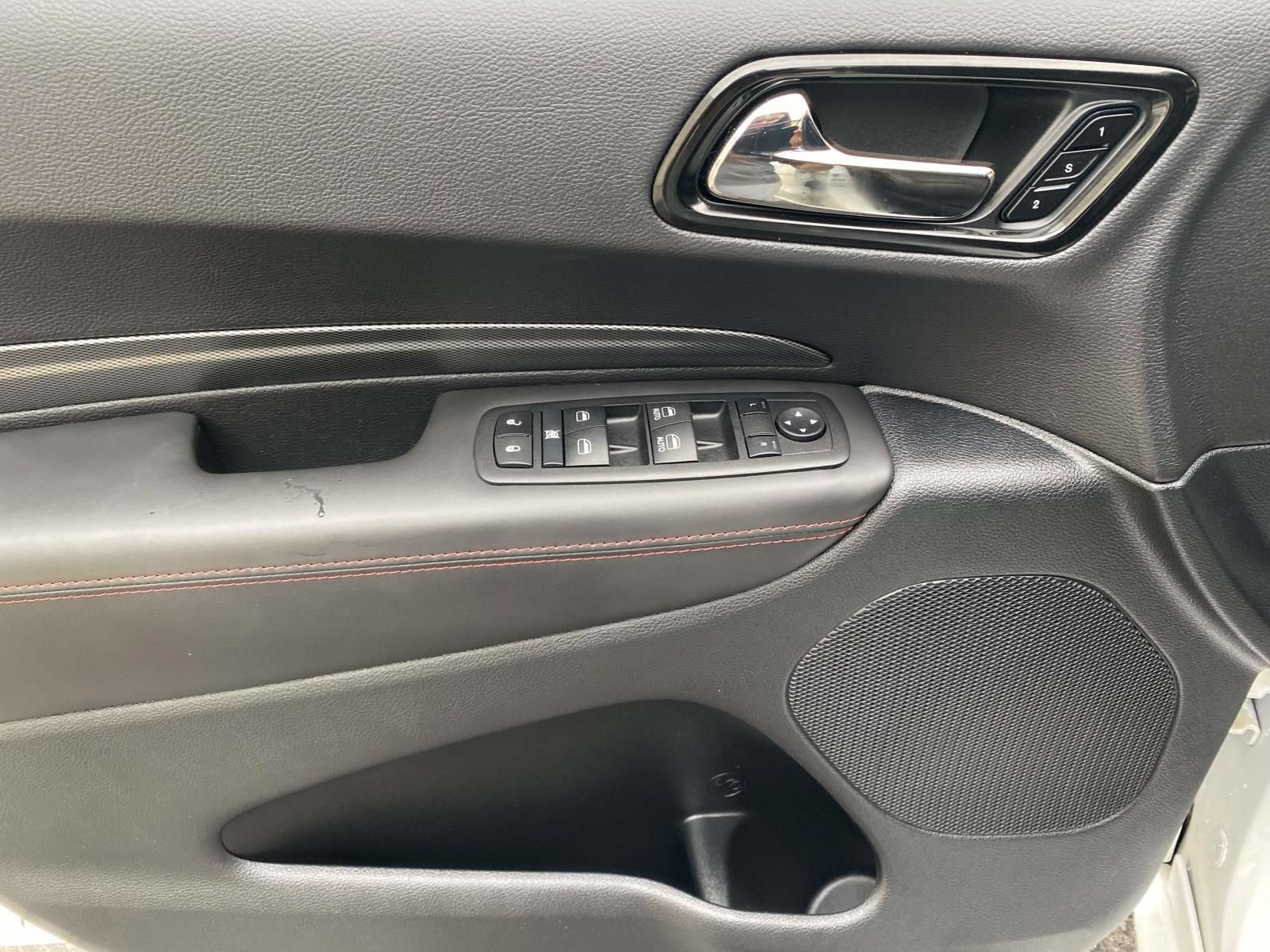 Used 2024 Dodge Durango R/T RWD image 18