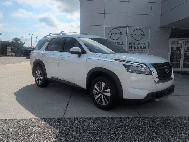 Certified 2024 Nissan Pathfinder SL