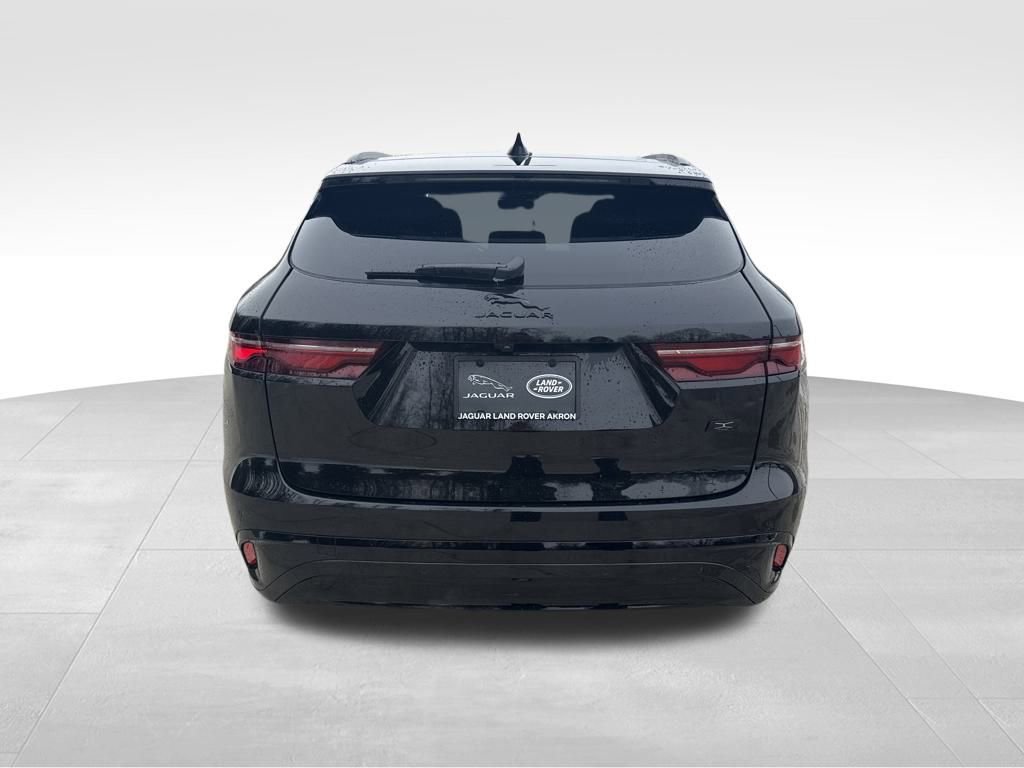 New 2026 Jaguar F-PACE R-Dynamic S image 8