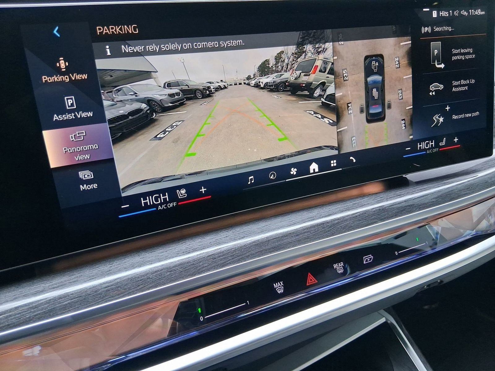 Certified 2024 BMW 760i xDrive w/ Premium Package 2 image 23