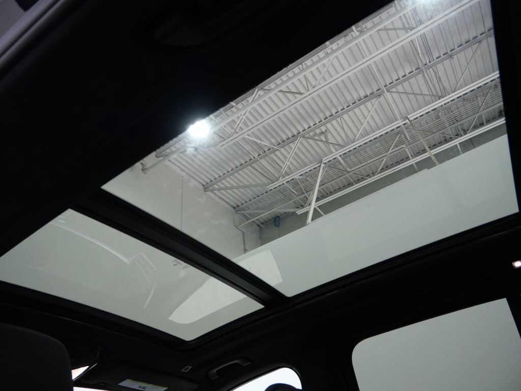 Used 2023 BMW X5 M50i w/ Dynamic Handling Package AWD/4WD image 4
