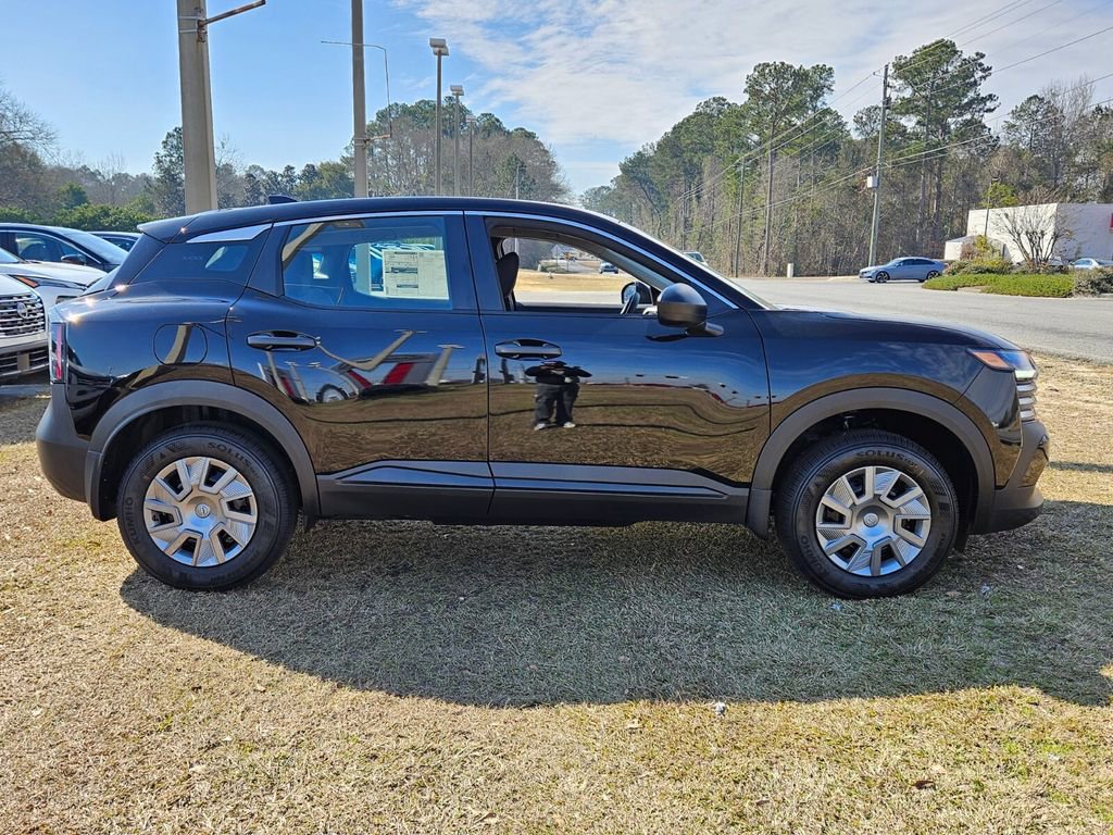 New 2026 Nissan Kicks S image 8