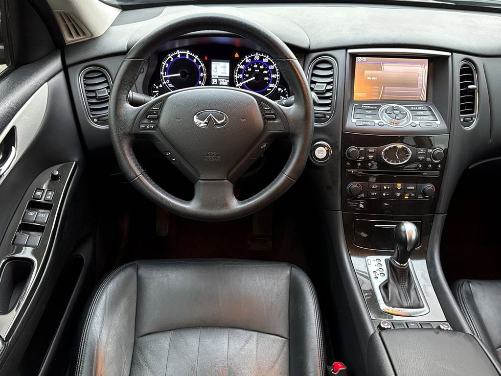 Used 2017 INFINITI QX50 2WD image 17