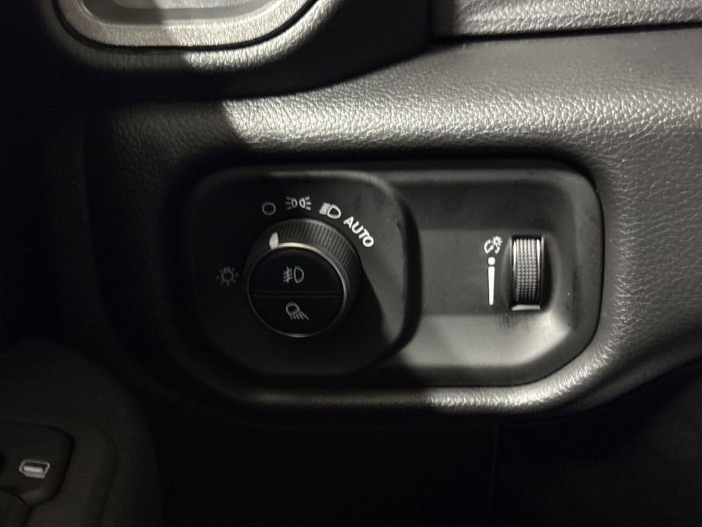 New 2026 RAM 2500 Tradesman image 21